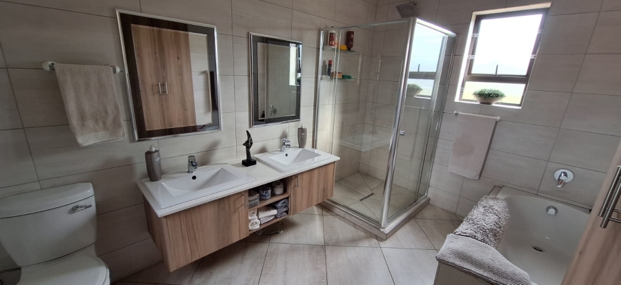 3 Bedroom Property for Sale in Flamingo Park Free State